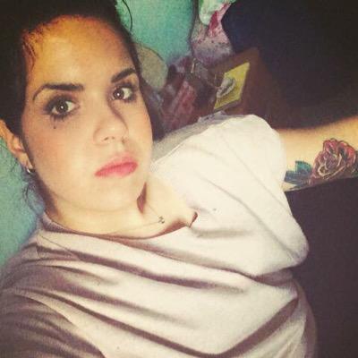 -Hi people! I'm Laura, I'm from Naples, in Italy and I'm a student! #TeamFollowBack! #TheKolors #StashFiordispino