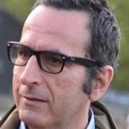 Consulente Informatico, padre, marito, dirigente sportivo. Europeista tutta la vita.