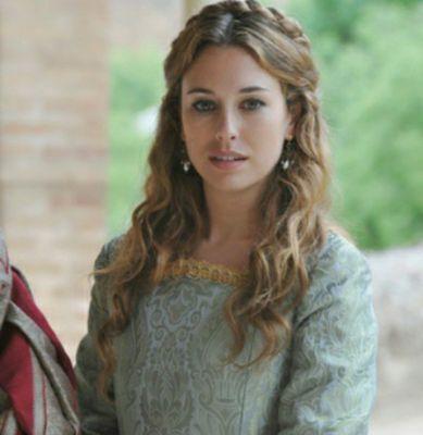Married with Charles V, daughter of Maria of Aragon and  Manuel I of  Portugal, Queen of Portugal and Spain and Holy Roman Empress.