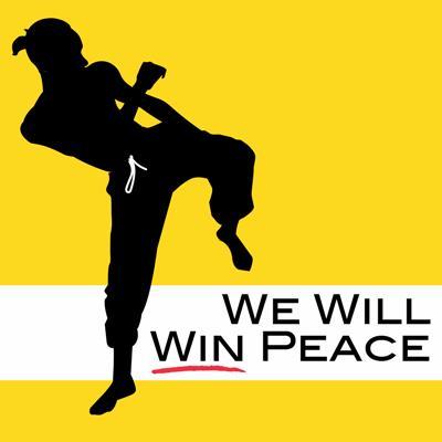 Garlic, Microbrews, Great narratives, independent media producer, loves comedy, sci fi, all film genres really. 'The Wire' trumps all.