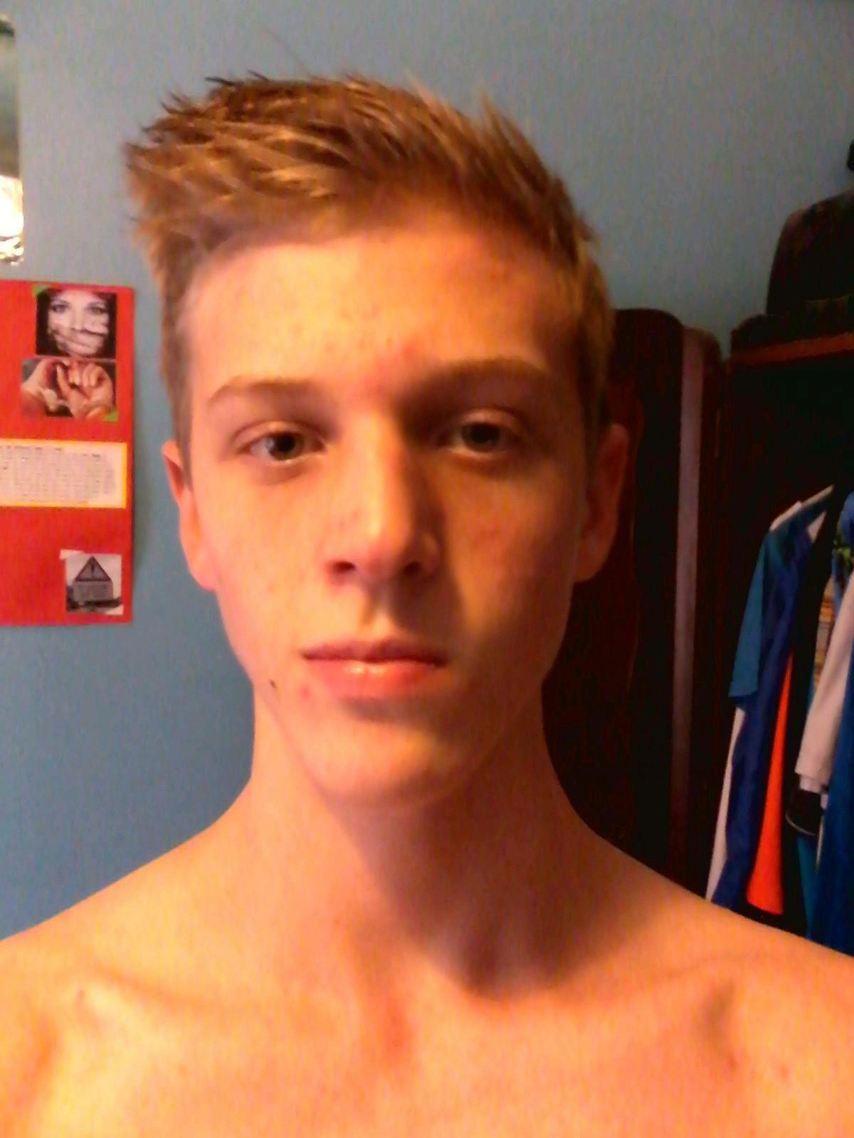 andyCP2081999's profile picture. 6 foot 1, born 20/8/99 love Top Gear