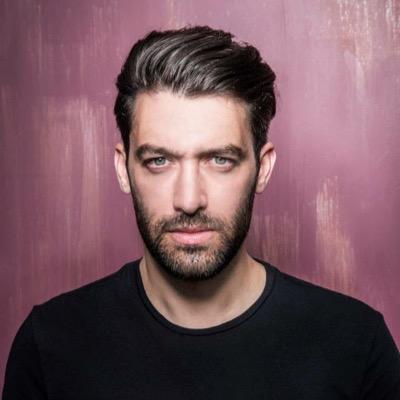 FutureAnticsDJ's profile picture. DJ / Producer
Armada/Perfecto/Monster/Damaged. http://t.co/OpKlN7Ici3