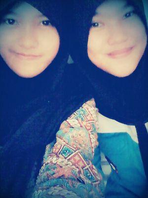 ajeng_bingungah's profile picture. senyumin aja orang yg macem2 sama kita nanti juga tw akibat nya