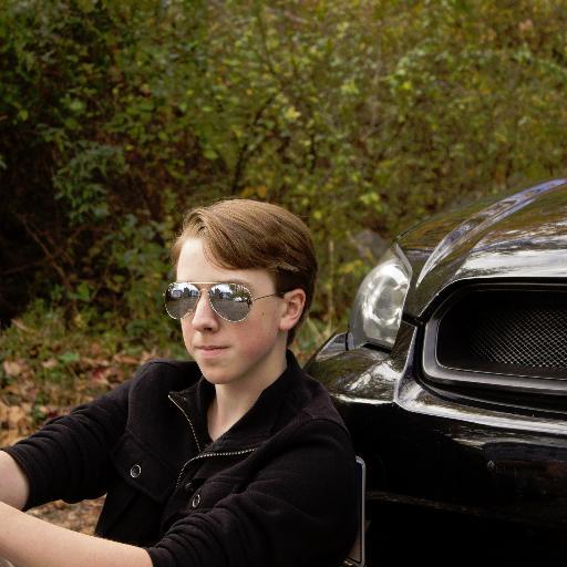 Redslaya's profile picture. Im a person who does things on the internet