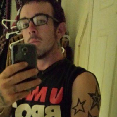 0b097a4cc02b4ab's profile picture. 