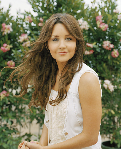 FakeAmandabynes's profile picture. taken