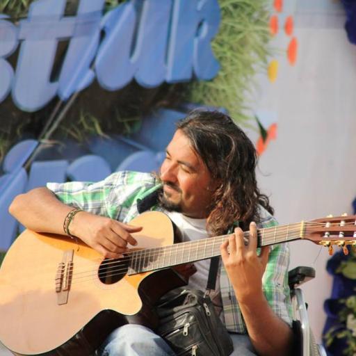 Bunyamincevik's profile picture. Müzisyenim hayatı müziği çok seviyorum aynı zamanda çağrı merkezinde çalışıyorum iş artı müzik grup dinletiler derken yoğun tempoda geçen bir hayatım var :))