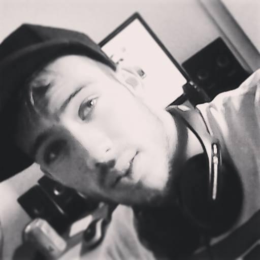 Hip-hop. Técnico en laboratorio de imagen y Técnico superior en Realización de Audiovisuales, radio y espectáculos. #BeStrong