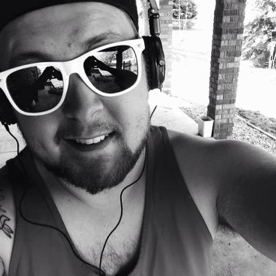 SkylerRTH's profile picture. Blessed be our new founding fathers. A nation reborn.
@HeartsLikeOurs is my main squeeze