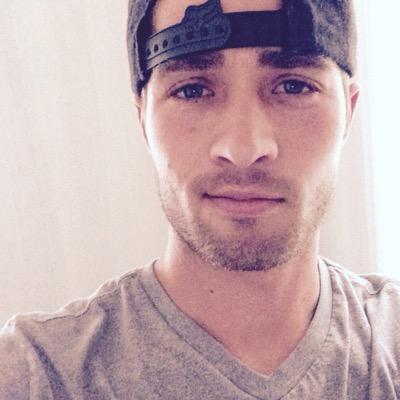 w_kenton's profile picture. The only other person I ever want to be is a better me.