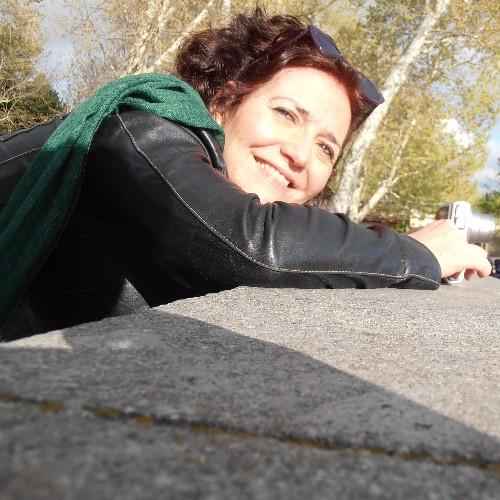 Docente, giornalista pubblicista (OdG Lazio), traduttrice.