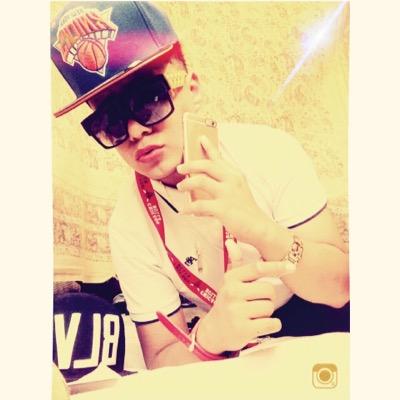 TuYimifeito's profile picture. tu nene farru