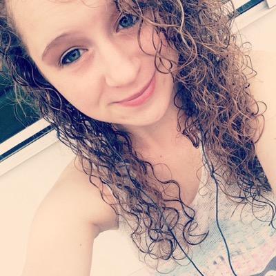 abby17_5sos's profile picture. my life is surrouned by the best fam, glad to be apart of the 5sos fam and 1D fam