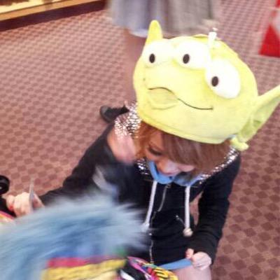 2児ママ★モデルやギャバ嬢やってました///CHANEL♡ageha♡誰でも稼げる［無販売0円アフェリエイト］マニュアル配布中！もっと早く始めてれば、、と後悔する方を1人でも少なくする為に全力でサポートします★紹介1人から換金できるサイトも紹介中！DMください^^ ママ友募集してますー♡相互、フォロバ100%