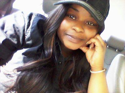 LiLMiSSbYRD's profile picture. Lover of Family, Money and Food.. not always in that order 😜