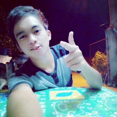 18. BS Accountancy at University of Caloocan City. Living in the goodlife at Caloocan. Single & Dreamer. Certified Swifty :)