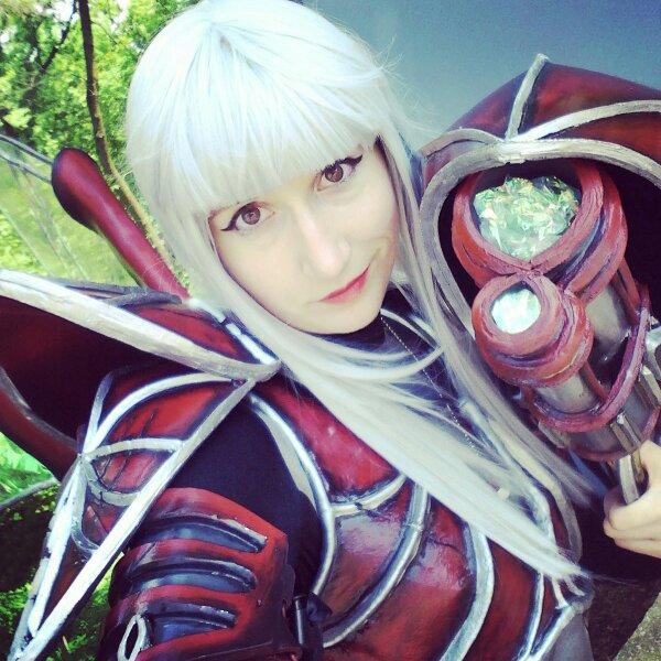 TheSisuSquid's profile picture. Budding cosplay artist and full time starving artist.