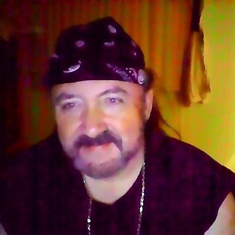 Man,person,human being,love lots of fun,aspire to write,music nut,mostly classic rock,very liberal,love to talk about just about anything ( Give Peace A Chance)