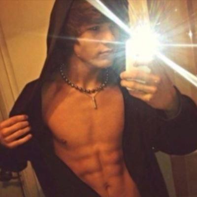 LopezPity588's profile picture. i love my babes