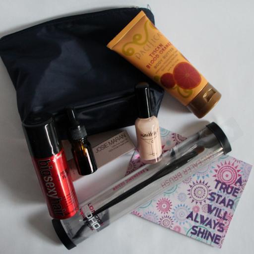 Ipsy Obsessed!  Lover of all things beauty.