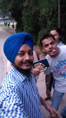 AtamjitXs's profile picture. 