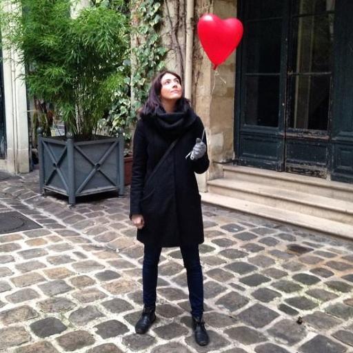 kristmcc's profile picture. Still selling fake doors.