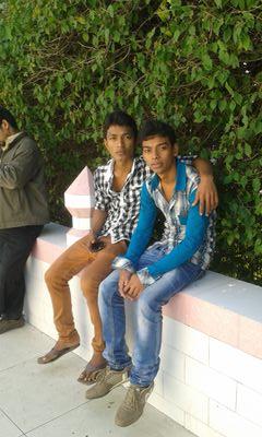 mdrobin352002's profile picture. 