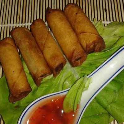 De eerste indonesische snack bezorgdienst in Almere is een feit ! bestel heerlijke loempia's, lempers, etc en we brengen het bij u thuis ! selamat makan !