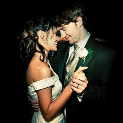 WeddingPlayers's profile picture. Award Winning Bespoke Wedding DJ Service. A Stylish alternative