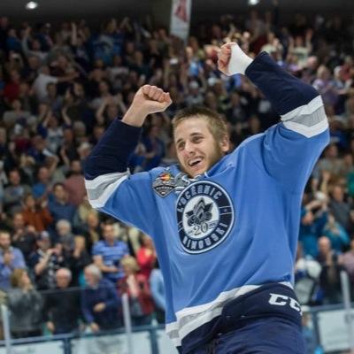 sweenerbossy's profile picture. 