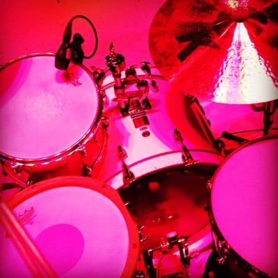 viardrums's profile picture. Musician. Drummer. Percussionist. Educator.