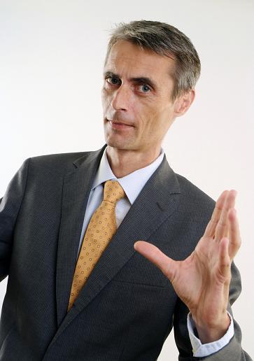 The Cardinal Fang of BPM (he with the soft cushion), market analyst, co-founder of taraneon Process TestLab