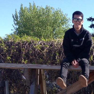 Chris(22) No phone, no pool, no pets, no cigarettes. Ultimate freedom. An extremist. Sponsors: Evs sports, Incase. http://t.co/MnKyqCBpE2 http://t.co/JIlOR7JNX0