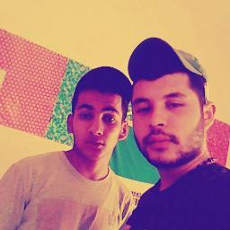 fnisAyoub's profile picture. 