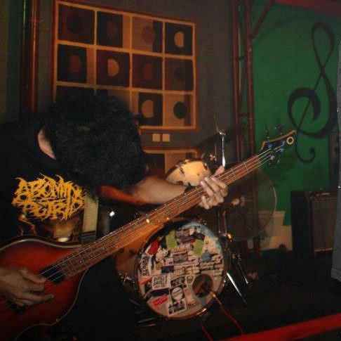 bullycupidity's profile picture. fight