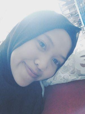 netifatimah_'s profile picture. penikmat aturan, sebatas pemikir