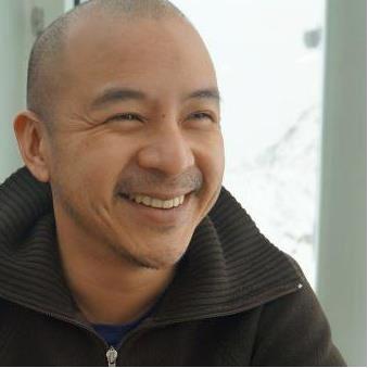 design strategist and researcher, bridging business and user-centered design, former marketer, foodie, traveler, dreamer, connected, connector