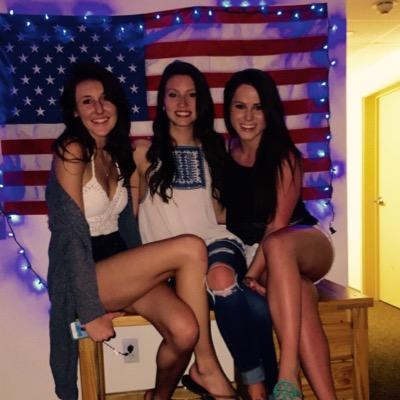 elainalittle's profile picture. 