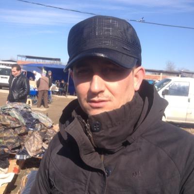 etouzcan's profile picture. 