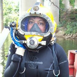 EX-Female commercial diver - Aquanaut-Aquaholic