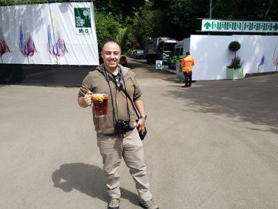 stone manufacturer and supplier with 4 gold+2silver rhs chelsea flower show medals, amateur photographer and optimistic person