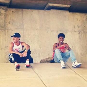 •Aspiring film makers• #OnTheComeUp Insta/Snap : @issamcharife @spacejam97 Vine: @HanSamVines Holla BacK