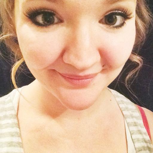 abigailwashere1's profile picture. Yes I'm vegan and yes I like to go to the gym sometimes.  Is that really so wrong of me?!