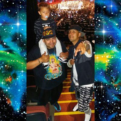 ready 2 live a whole lot of life 24/7.... im a father & husband.. family & friends 4life. ..stay at the BIG fights...... boxing 4 life