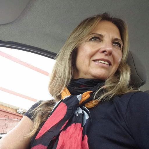 PavesMonica's profile picture. Soy Profesora de Física Especializada en Róbotica , Educación y Nuevas Tecnologías.
Directora de RobotGroup Argentina.