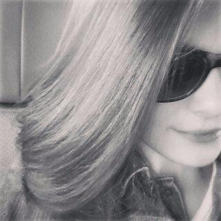 CallieEngquist's profile picture. Beautiful  days and sunny skies,
She's just a girl with the brightest smile.