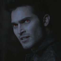 VuqarHale's profile picture. I feel like a monster!