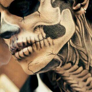 azooz5111512's profile picture. 