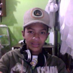 Andresitoo_63's profile picture. 