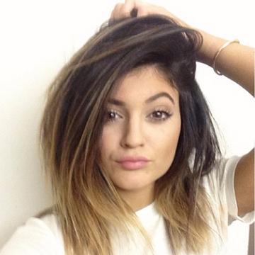 The best trending internet videos and news! With a focus on #beauty! #Followforfollow! We always follow back! #youtube #trending